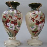 antikt par glas vaser